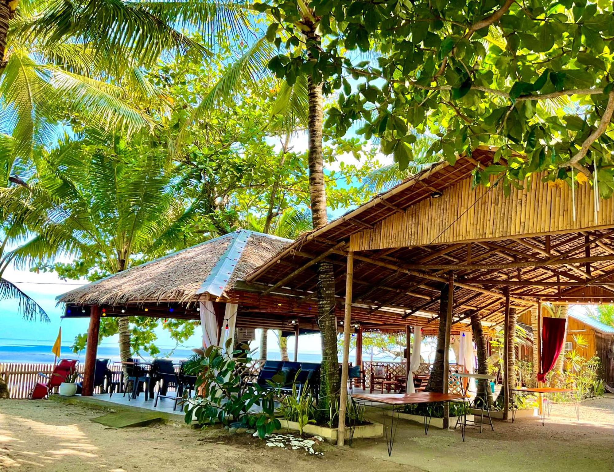 Treasure Beach Resort Carles Extérieur photo