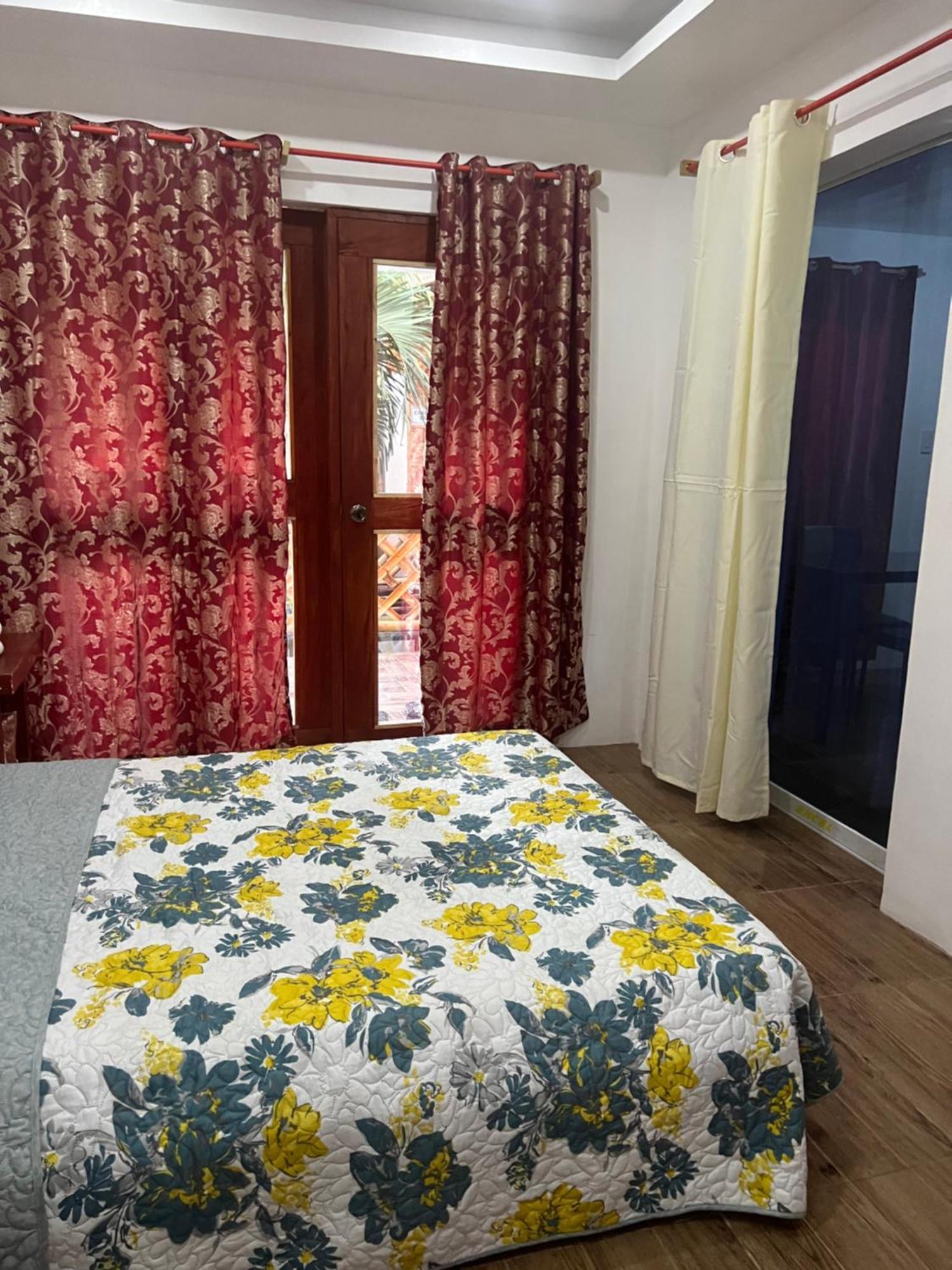 Treasure Beach Resort Carles Extérieur photo